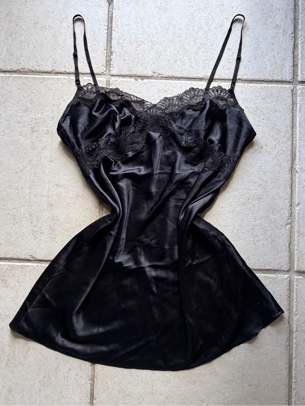Victoria’s Secret Y2K Black Satin Lace Chemise Slip